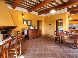 Picturesque Holiday Home in Assisi With Pool