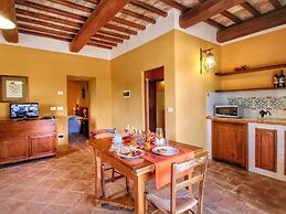 Picturesque Holiday Home in Assisi With Pool