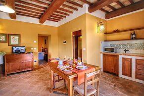 Picturesque Holiday Home in Assisi With Pool