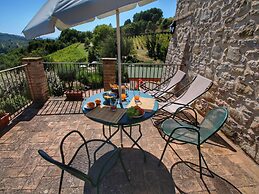 Picturesque Holiday Home in Assisi With Pool