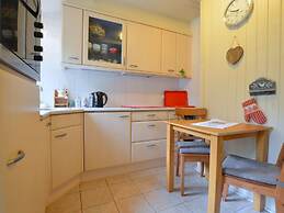 Cosy Holiday Home in Maarheeze With Verandah