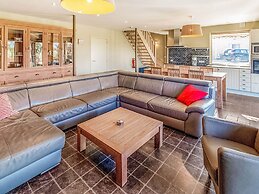 Ideal Holiday Home in Gijverinkhove With Terrace, Garden