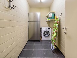 Ideal Holiday Home in Gijverinkhove With Terrace, Garden