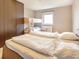 Ideal Holiday Home in Gijverinkhove With Terrace, Garden