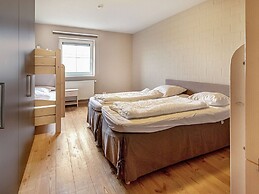 Ideal Holiday Home in Gijverinkhove With Terrace, Garden