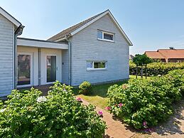Charming Holiday Home in Zierow Near Seabeach