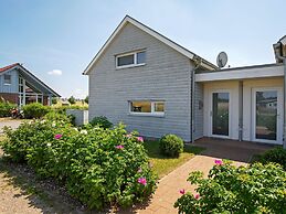 Charming Holiday Home in Zierow Near Seabeach