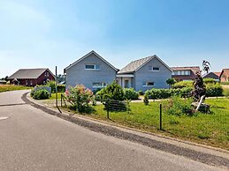 Charming Holiday Home in Zierow Near Seabeach