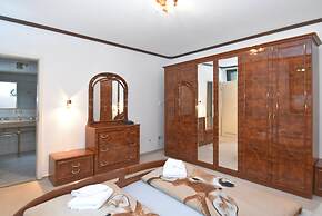 Luxurious Apartment in Jagersgrun With Saunas