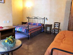Timeless Holiday Home in Apecchio With Garden