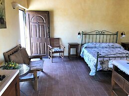 Timeless Holiday Home in Apecchio With Garden