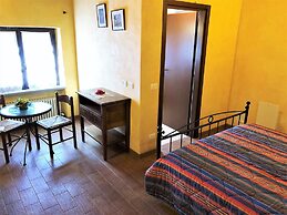 Timeless Holiday Home in Apecchio With Garden