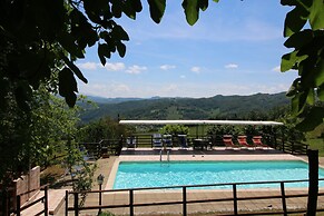 Timeless Holiday Home in Apecchio With Garden