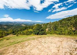 Timeless Holiday Home in Apecchio With Garden