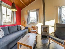 Tranquil Holiday Home in Lage Zwaluwe With Terrace