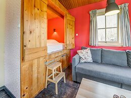 Tranquil Holiday Home in Lage Zwaluwe With Terrace
