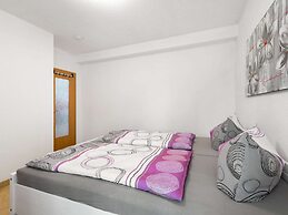 Modern Apartment in Sebnitz With a Terrace in Sebnitz