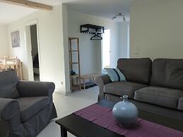Modernly Furnished Holiday Home Near the Beach