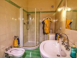 Expensive Villa With Tennis Court in Sinalunga