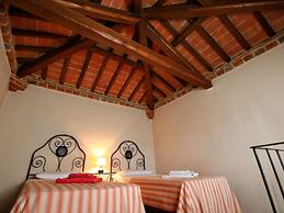Expensive Villa With Tennis Court in Sinalunga
