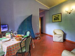 Expensive Villa With Tennis Court in Sinalunga