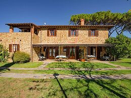 Farmhouse With air Conditioning, Private Terrace and Pool