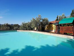 Charming Residence in the Hills Surrounding La Spezia