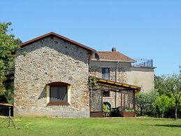 Charming Residence in the Hills Surrounding La Spezia