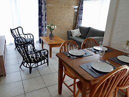 Comfortable Holiday Home in Noordwijkerhout Near the sea