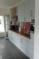 Comfortable Holiday Home in Noordwijkerhout Near the sea