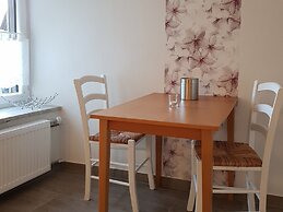 Idyllic Studio Apartment Near Kaifenheim and Near the Forest