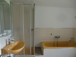 Idyllic Studio Apartment Near Kaifenheim and Near the Forest