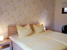 Idyllic Studio Apartment Near Kaifenheim and Near the Forest
