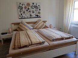 Idyllic Studio Apartment Near Kaifenheim and Near the Forest
