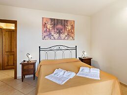 Gorgeous Holiday Home in Sorano With Swimming Pool