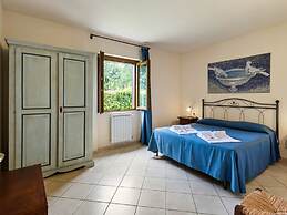 Gorgeous Holiday Home in Sorano With Swimming Pool