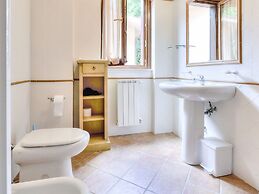 Gorgeous Holiday Home in Sorano With Swimming Pool