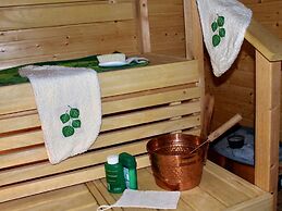 Air-conditioned Flat With Pool and Wellness Area