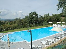 Air-conditioned Flat With Pool and Wellness Area