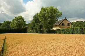Lovely Farmhouse in Wijlre With Forest Nearby