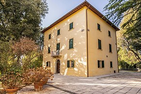 Lovely Apartment in Citerna With Swimming Pool