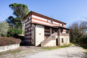 Lovely Apartment in Citerna With Swimming Pool