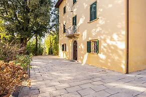 Lovely Apartment in Citerna With Swimming Pool