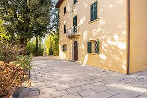 Lovely Apartment in Citerna With Swimming Pool