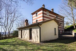 Lovely Apartment in Citerna With Swimming Pool