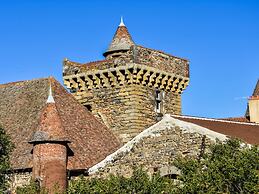 Holiday Home in Saint-beauzire With Garden and Private Terrace