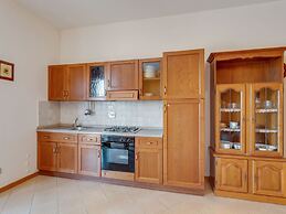 Cozy Apartment With Swimming Pool and gym on Lake Trasimeno