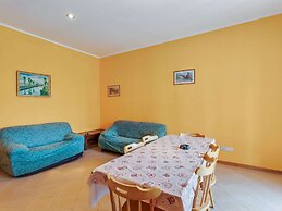 Cozy Apartment With Swimming Pool and gym on Lake Trasimeno