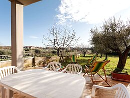 Cozy Apartment With Swimming Pool and gym on Lake Trasimeno