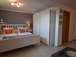 Beautiful Apartment in Robertsdorf With Garden